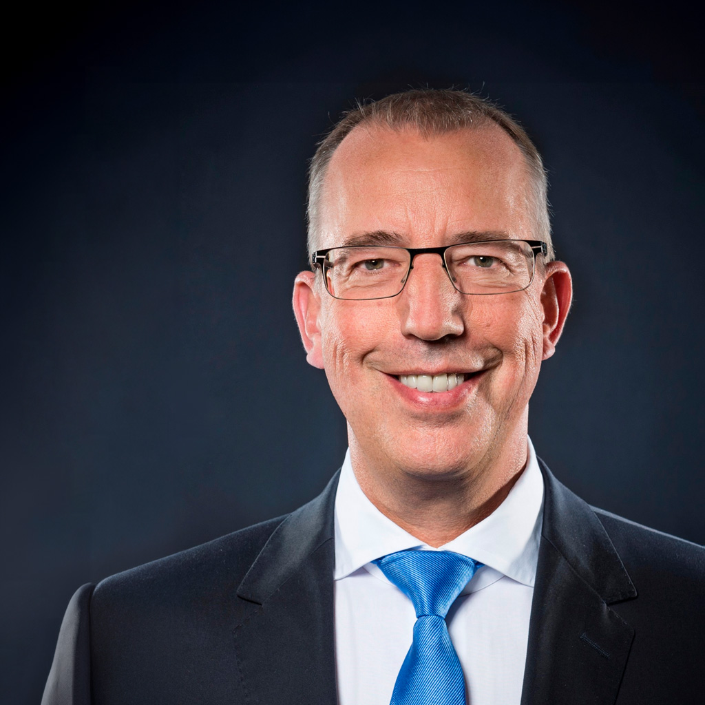 Steuerberater
Rechtsbeistand
Wirtschaftsprüfer