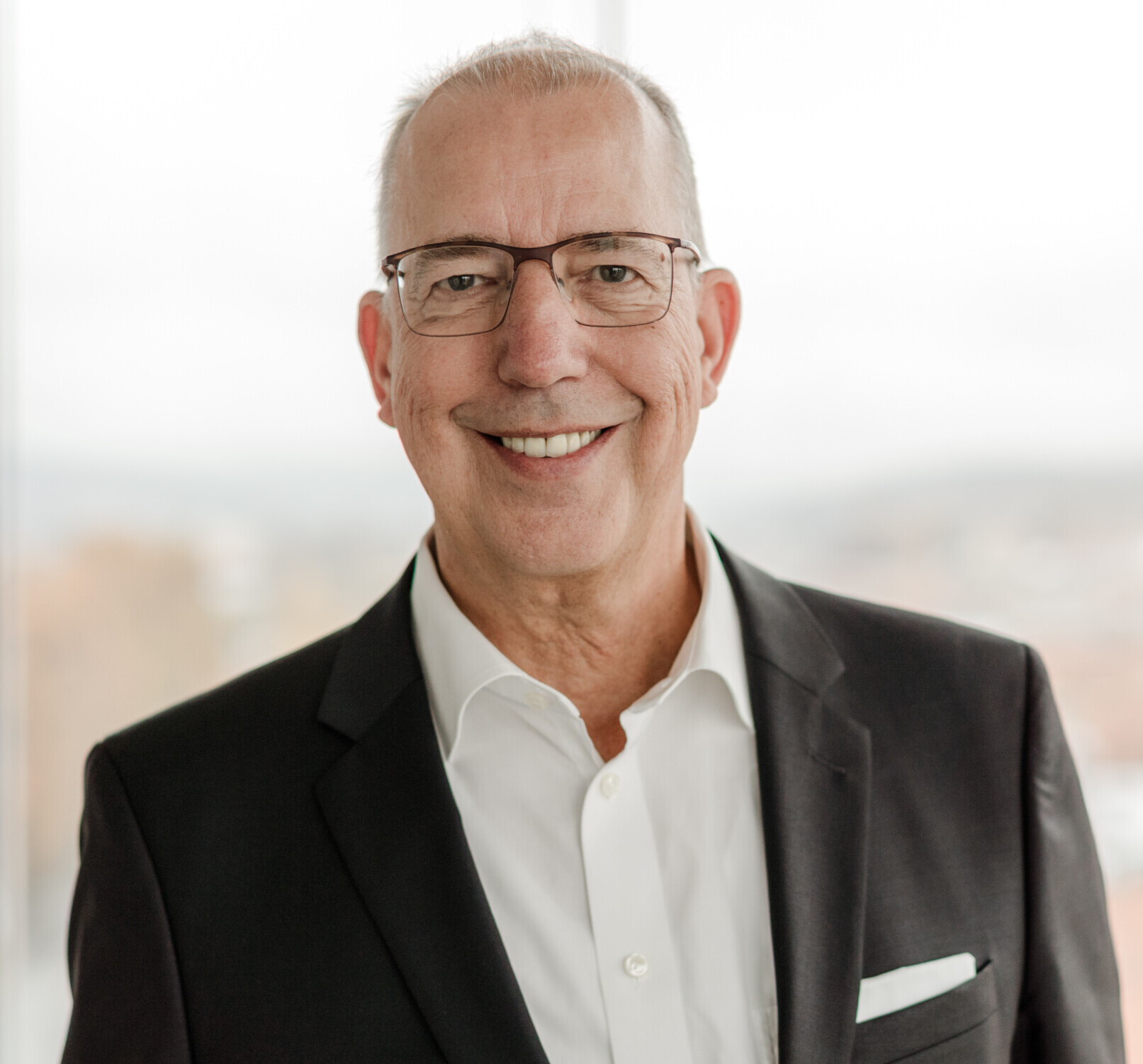 Bild von Dr. Pe­ter Lei­del