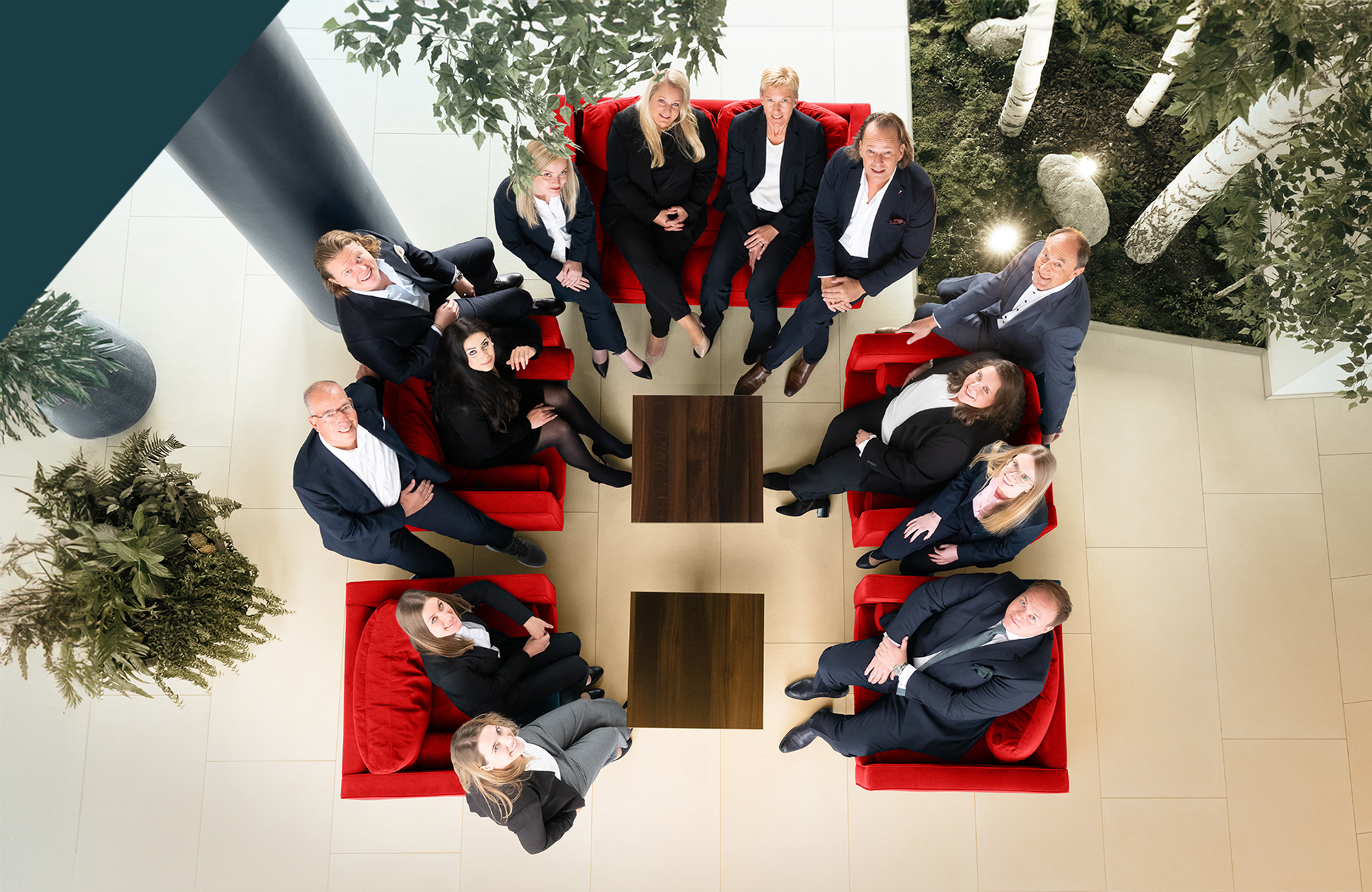 Redonis Steuerberatung Team 2000px