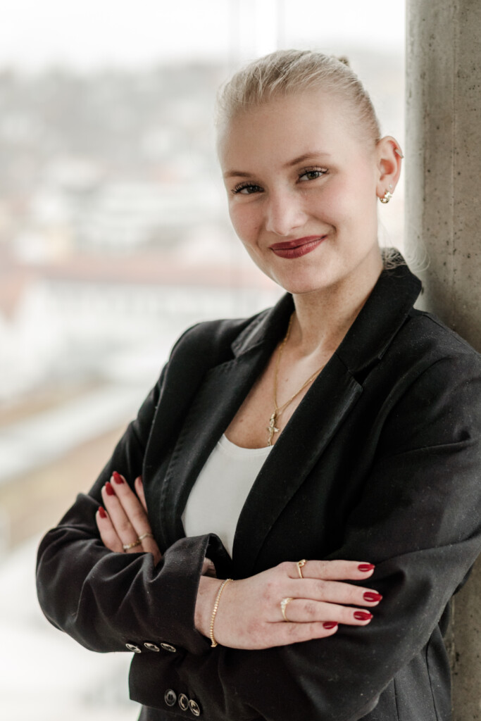 Auszubildende zur Steuerfachangestellten